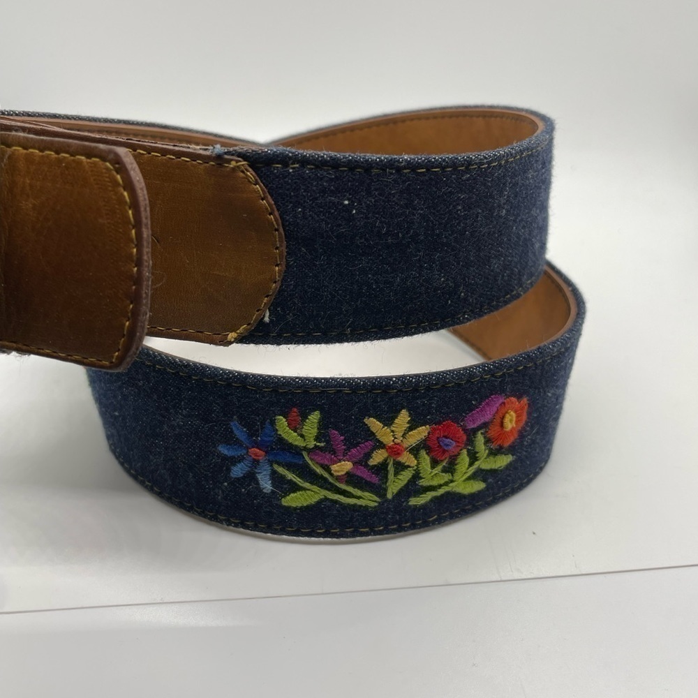 Embroidered denim blue Floral Belt  Hand Stitched In Bloom size 34‌‌‌‌‌‌‌‌‌‌‌‌‌ - Picture 4 of 6